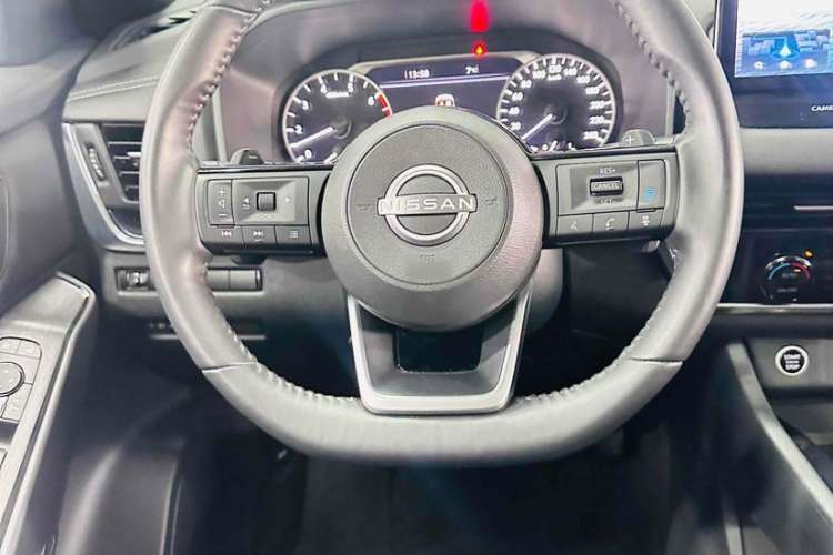 Used Nissan Qashqai 2023 1.3T CVT Luxury Edition Interior 2