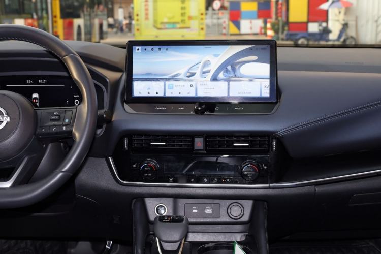 Used Nissan Qashqai 2023 1.3T CVT Flagship Edition Interior 4