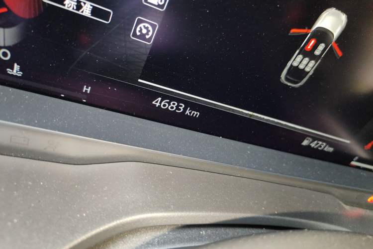 Used Nissan Qashqai 2023 1.3T CVT Navigation Edition Odometer Close Up