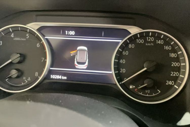 Used Nissan Qashqai 2023 1.3T CVT Luxury Edition Odometer Close Up
