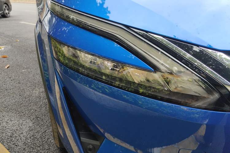 Used Nissan Qashqai 2023 1.3T CVT Navigation Edition Right Front Headlight