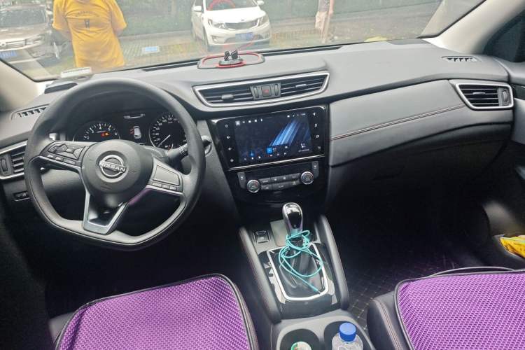 Used Nissan Qashqai 2023 Classic 2.0L CVT XV Comfort Edition Center Console