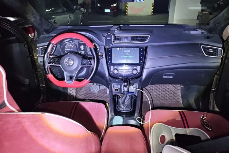 Used Nissan Qashqai 2023 Classic 2.0L CVT XV Comfort Edition Center Console