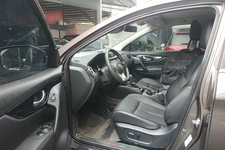 Used Nissan Qashqai 2023 Classic 2.0L CVT XV+ Leading Edition Driver Seat