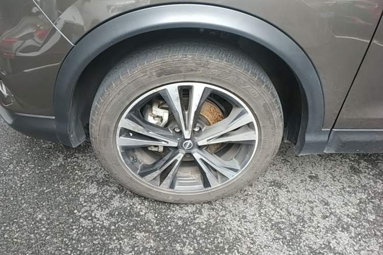 Used Nissan Qashqai 2023 Classic 2.0L CVT XV+ Leading Edition Left Front Wheel Hub
