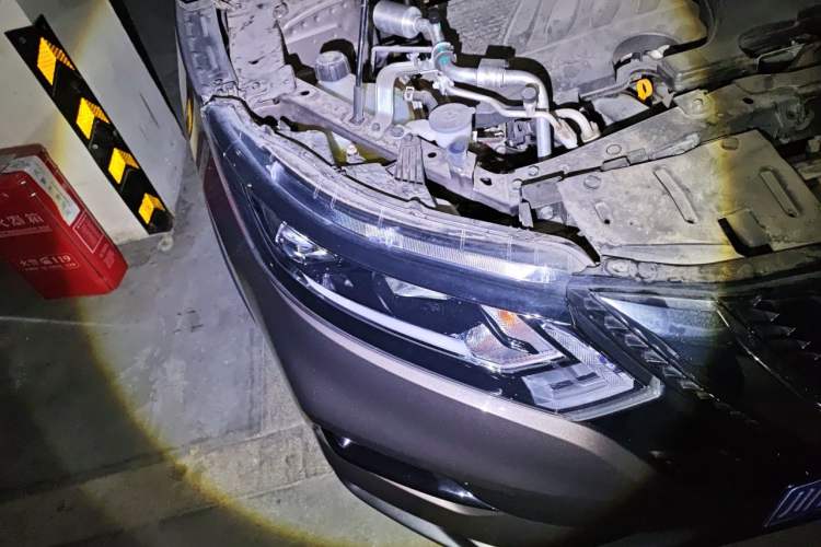 Used Nissan Qashqai 2023 Classic 2.0L CVT XV Comfort Edition Right Front Headlight