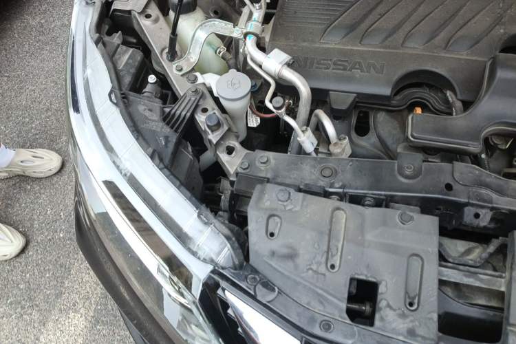 Used Nissan Qashqai 2023 Classic 2.0L CVT XV Comfort Edition Engine Bay Right