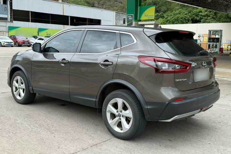 Used Nissan Qashqai 2023 Classic 2.0L CVT XV Comfort Edition Exterior 5