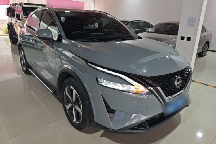 Used Nissan Qashqai 2023 1.3T CVT Luxury Edition Front Right 45 Deg