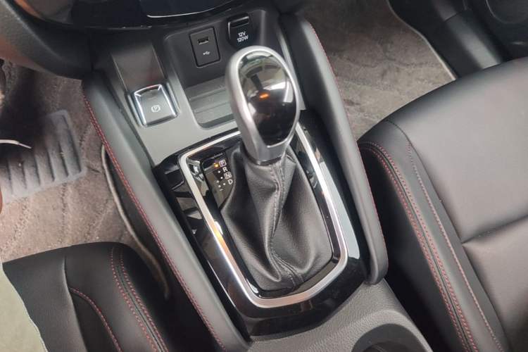 Used Nissan Qashqai 2023 Classic 2.0L CVT XV Comfort Edition Gear Lever