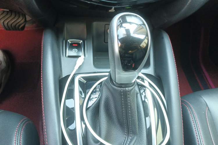 Used Nissan Qashqai 2023 Classic 2.0L CVT XV Comfort Edition Gear Lever