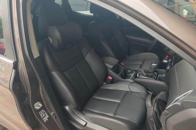 Used Nissan Qashqai 2023 Classic 2.0L CVT XV Comfort Edition Right Front Seat