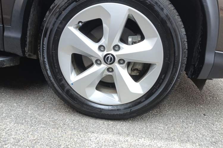 Used Nissan Qashqai 2023 Classic 2.0L CVT XV Comfort Edition Right Front Wheel Hub