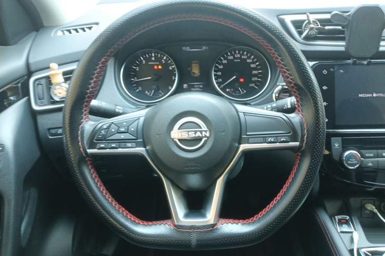 Used Nissan Qashqai 2023 Classic 2.0L CVT XV Comfort Edition Steering Wheel