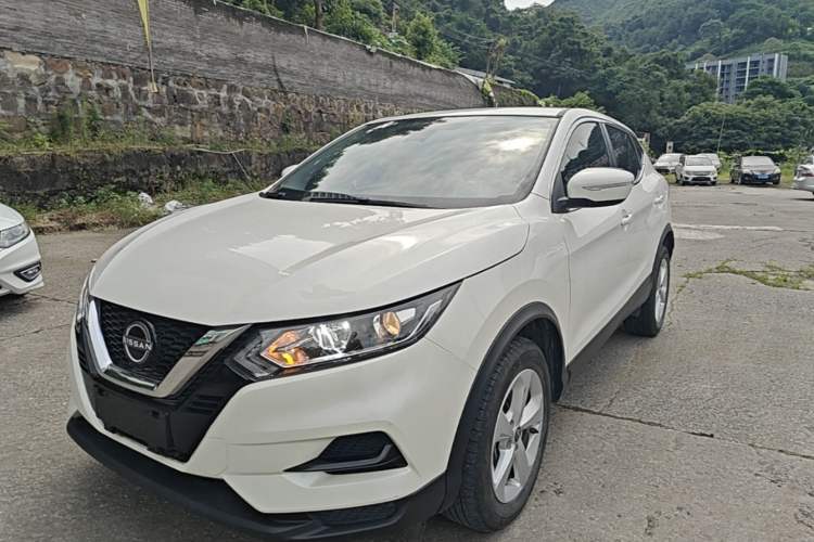 Used Nissan Qashqai 2023 Classic 2.0L CVT XV Comfort Edition Guazi used car, China used car export, Used car for sale, Used  cars, Cheapest cars for sale