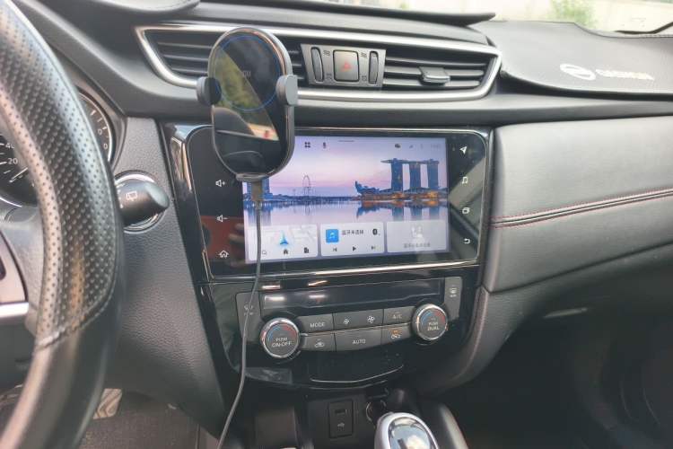 Used Nissan Qashqai 2023 Classic 2.0L CVT XV Comfort Edition Audio And AC Panel