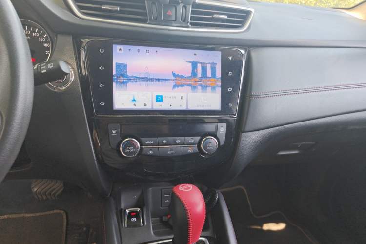 Used Nissan Qashqai 2023 Classic 2.0L CVT XV Comfort Edition Audio And AC Panel