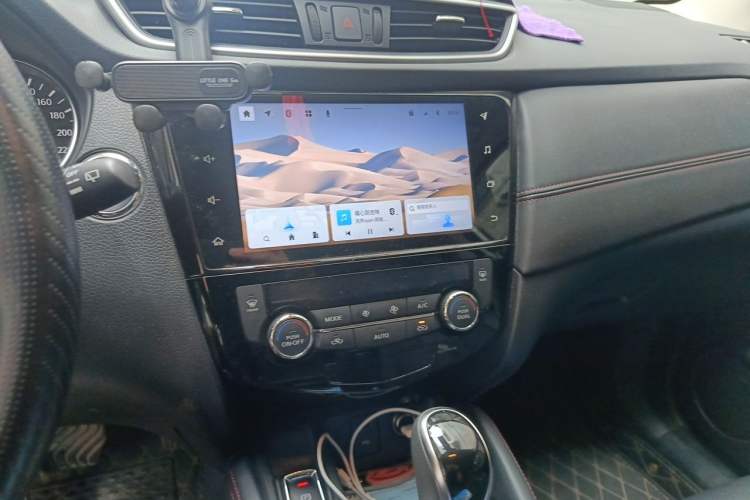 Used Nissan Qashqai 2023 Classic 2.0L CVT XV Comfort Edition Audio And AC Panel