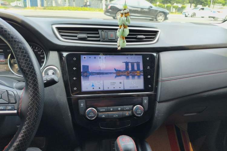 Used Nissan Qashqai 2023 Classic 2.0L CVT XV Prem. Smart Enjoyment Edition Audio And AC Panel
