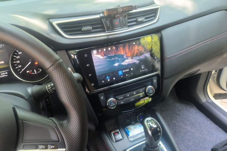 Used Nissan Qashqai 2023 Classic 2.0L CVT XV Comfort Edition Audio And AC Panel