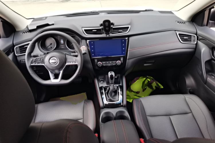 Used Nissan Qashqai 2023 Classic 2.0L CVT XV+ Leading Edition Center Console