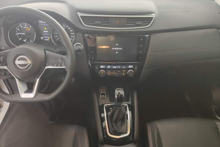 Used Nissan Qashqai 2023 Classic 2.0L CVT XV Comfort Edition Center Console