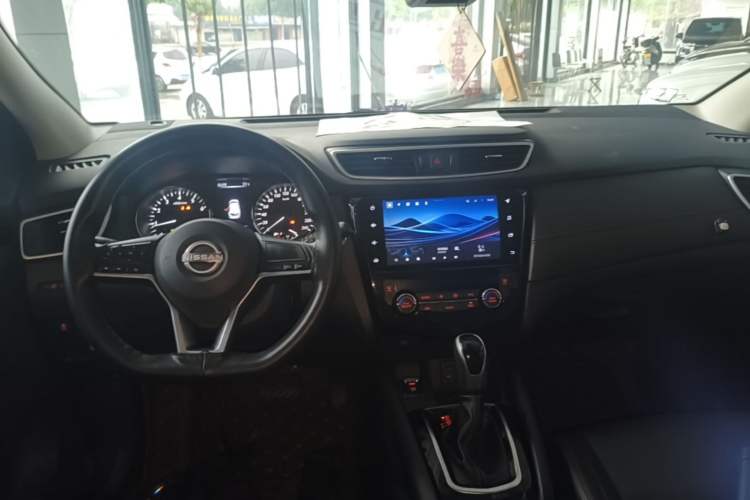 Used Nissan Qashqai 2023 Classic 2.0L CVT XV Comfort Edition Center Console