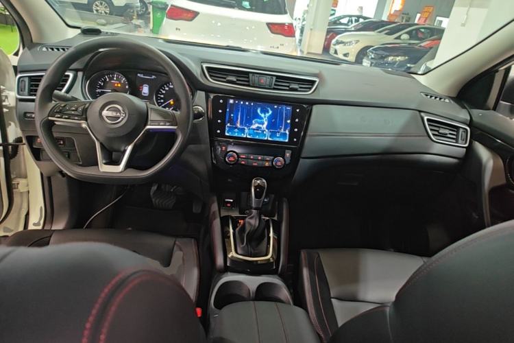 Used Nissan Qashqai 2023 Classic 2.0L CVT XV Comfort Edition Center Console