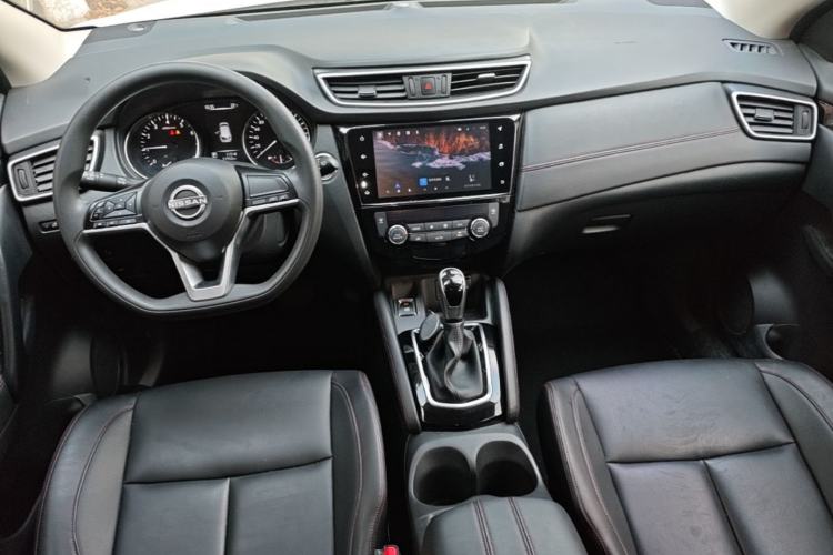 Used Nissan Qashqai 2023 Classic 2.0L CVT XV Comfort Edition Center Console