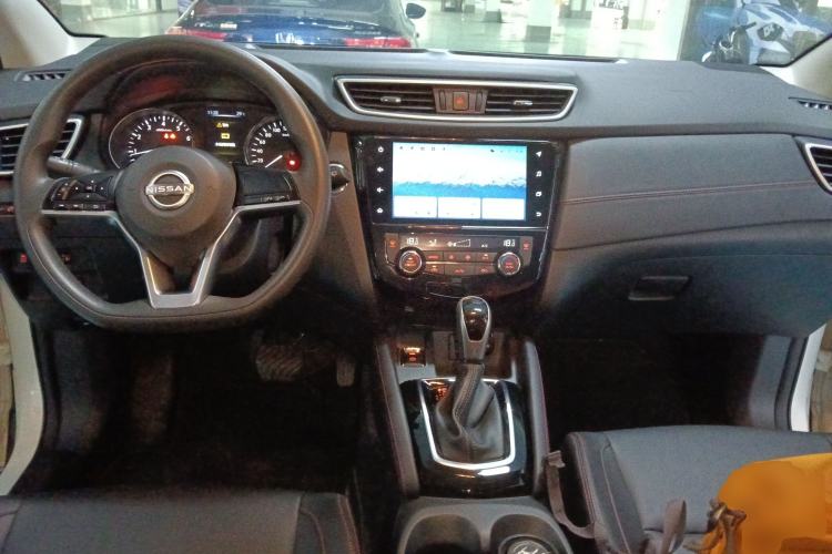 Used Nissan Qashqai 2023 Classic 2.0L CVT XV Comfort Edition Center Console