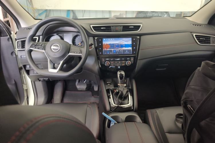 Used Nissan Qashqai 2023 Classic 2.0L CVT XV Comfort Edition Center Console
