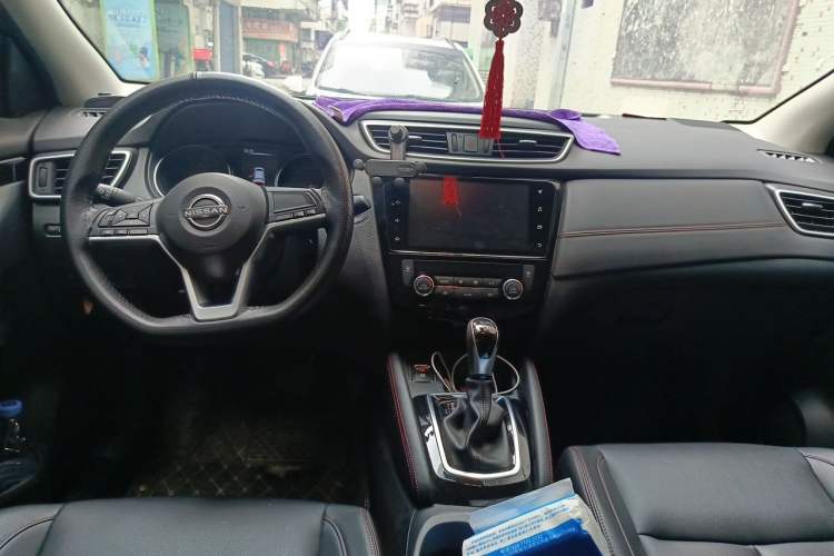 Used Nissan Qashqai 2023 Classic 2.0L CVT XV Comfort Edition Center Console