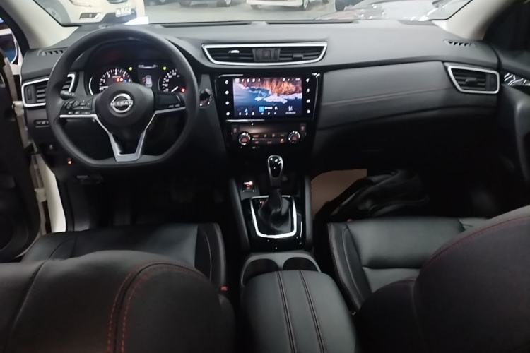 Used Nissan Qashqai 2023 Classic 2.0L CVT XV Comfort Edition Center Console