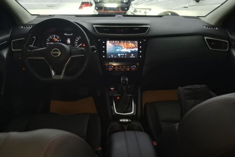 Used Nissan Qashqai 2023 Classic 2.0L CVT XV+ Leading Edition Center Console
