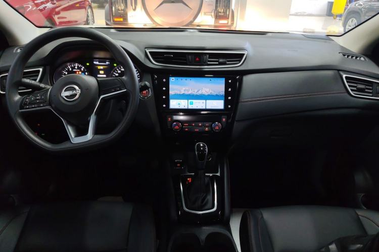 Used Nissan Qashqai 2023 Classic 2.0L CVT XV Comfort Edition Center Console