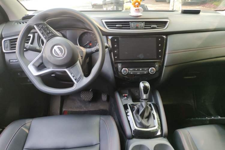Used Nissan Qashqai 2023 Classic 2.0L CVT XV Comfort Edition Center Console