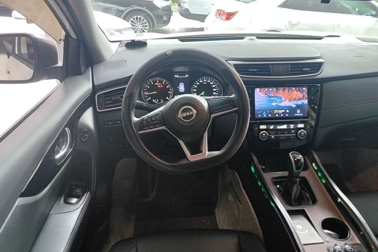 Used Nissan Qashqai 2023 Classic 2.0L CVT XV Comfort Edition Center Console