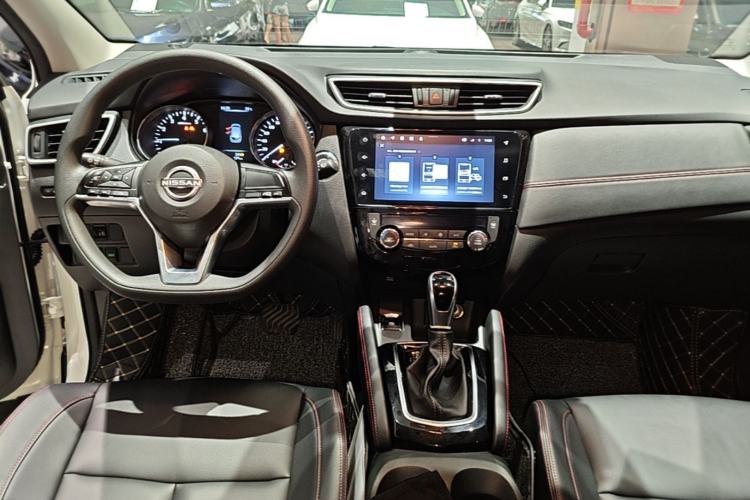 Used Nissan Qashqai 2023 Classic 2.0L CVT XV Comfort Edition Center Console
