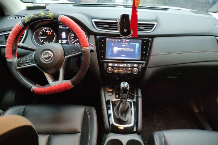 Used Nissan Qashqai 2023 Classic 2.0L CVT XV Comfort Edition Center Console