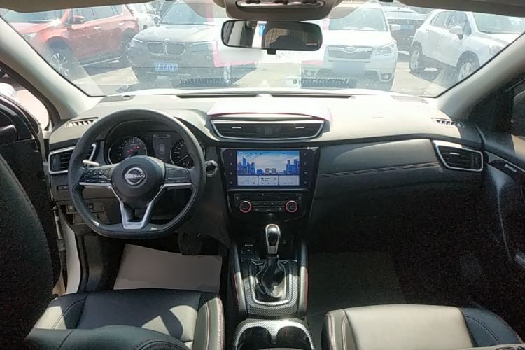 Used Nissan Qashqai 2023 Classic 2.0L CVT XV Comfort Edition Center Console