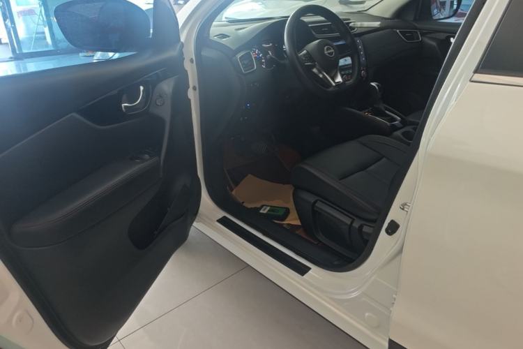 Used Nissan Qashqai 2023 Classic 2.0L CVT XV Comfort Edition Driver Seat