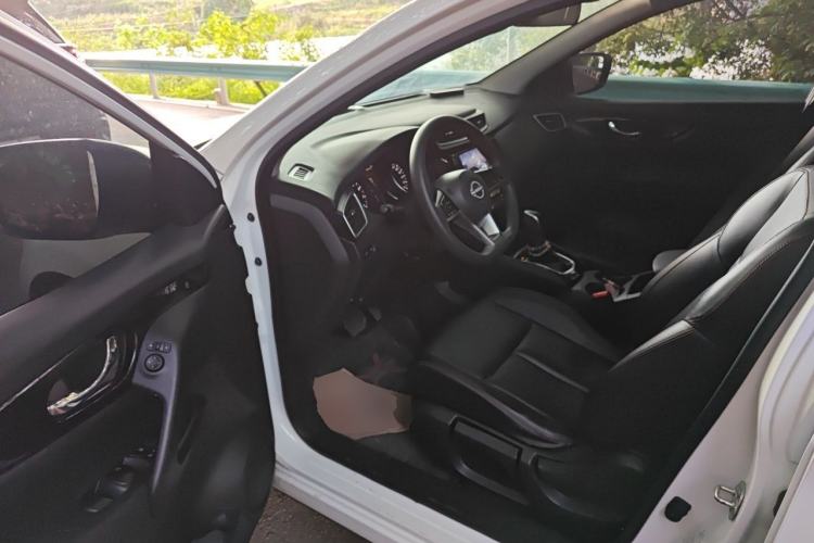 Used Nissan Qashqai 2023 Classic 2.0L CVT XV Comfort Edition Driver Seat
