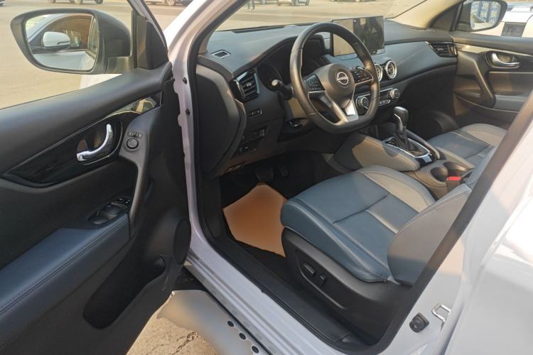 Used Nissan Qashqai 2023 Classic 2.0L CVT XV+ Leading Edition Driver Seat