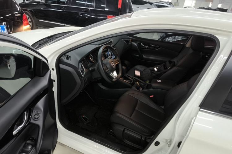 Used Nissan Qashqai 2023 Classic 2.0L CVT XV Comfort Edition Driver Seat