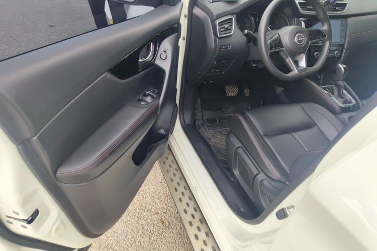 Used Nissan Qashqai 2023 Classic 2.0L CVT XV Comfort Edition Driver Seat