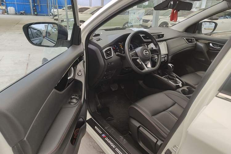 Used Nissan Qashqai 2023 Classic 2.0L CVT XV Comfort Edition Driver Seat