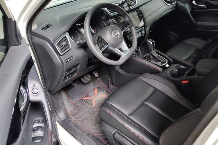 Used Nissan Qashqai 2023 Classic 2.0L CVT XV Comfort Edition Driver Seat