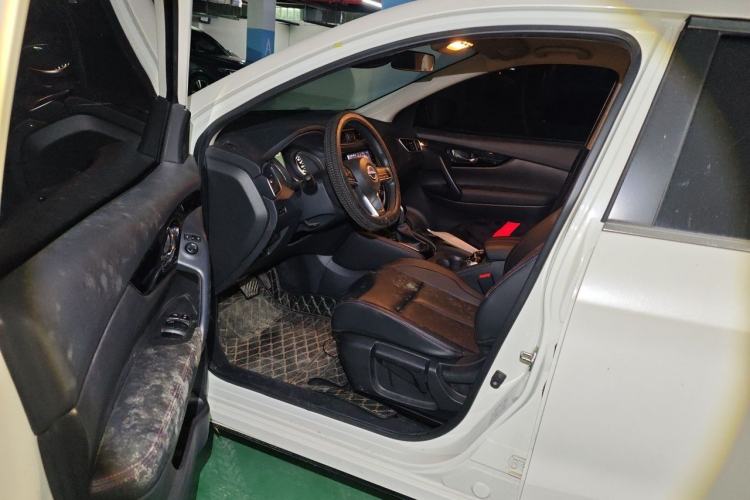 Used Nissan Qashqai 2023 Classic 2.0L CVT XV Comfort Edition Driver Seat