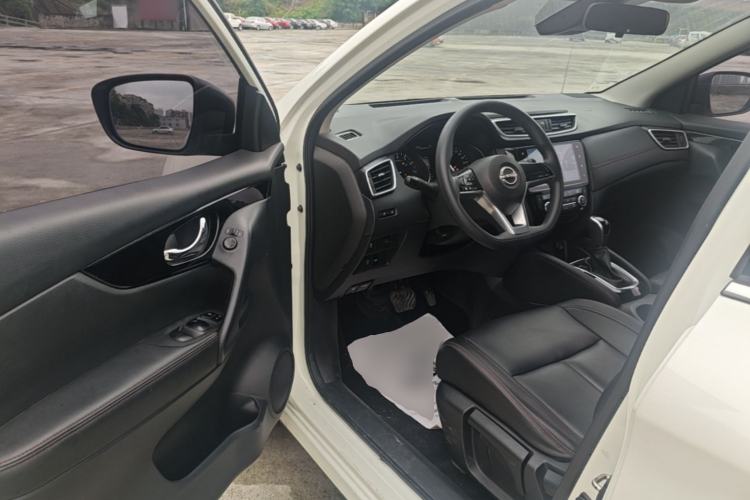 Used Nissan Qashqai 2023 Classic 2.0L CVT XV Comfort Edition Driver Seat
