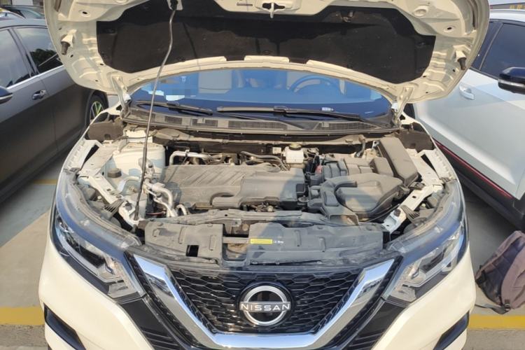 Used Nissan Qashqai 2023 Classic 2.0L CVT XV Comfort Edition Engine Bay
